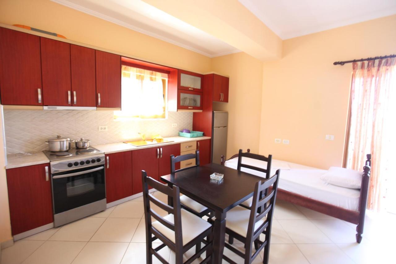 Vila Jakupi Apartment Sarande Ngoại thất bức ảnh