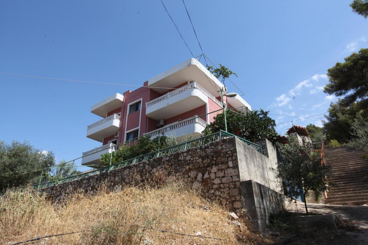 Vila Jakupi Apartment Sarande Ngoại thất bức ảnh