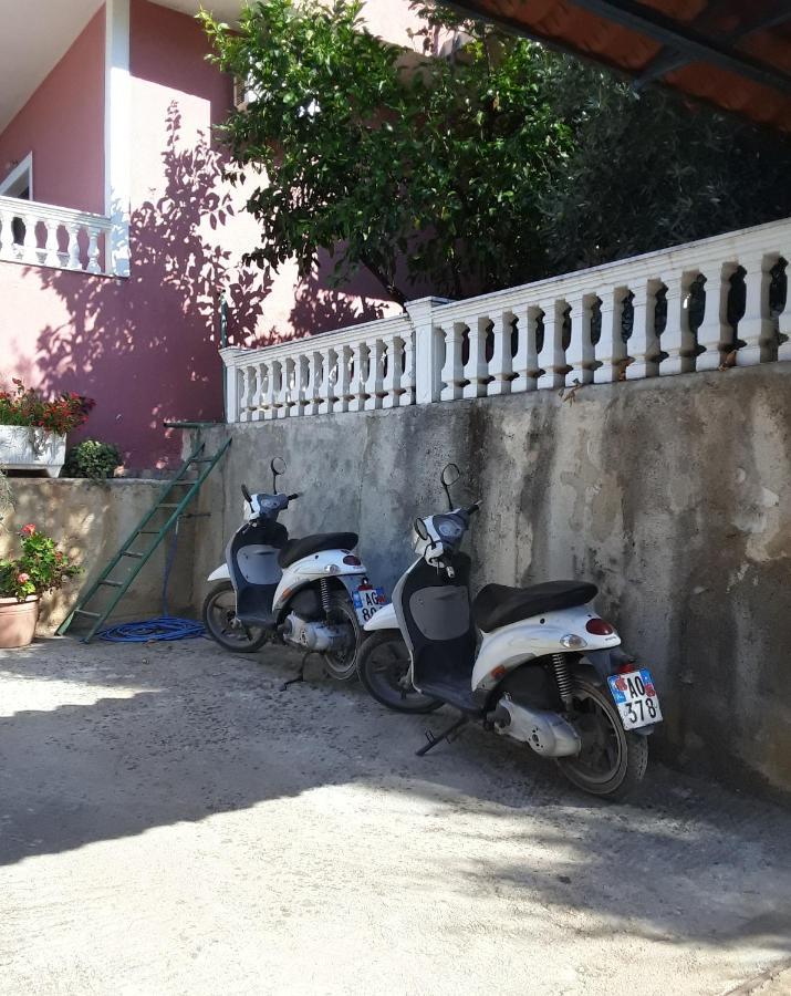 Vila Jakupi Apartment Sarande Ngoại thất bức ảnh